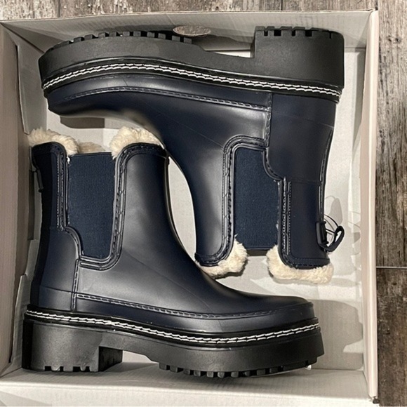 Marc Fisher LTD Fargo Waterproof‎ Dark Blue Lug Sole Ankle Boots Size 6 NEW - Picture 4 of 12